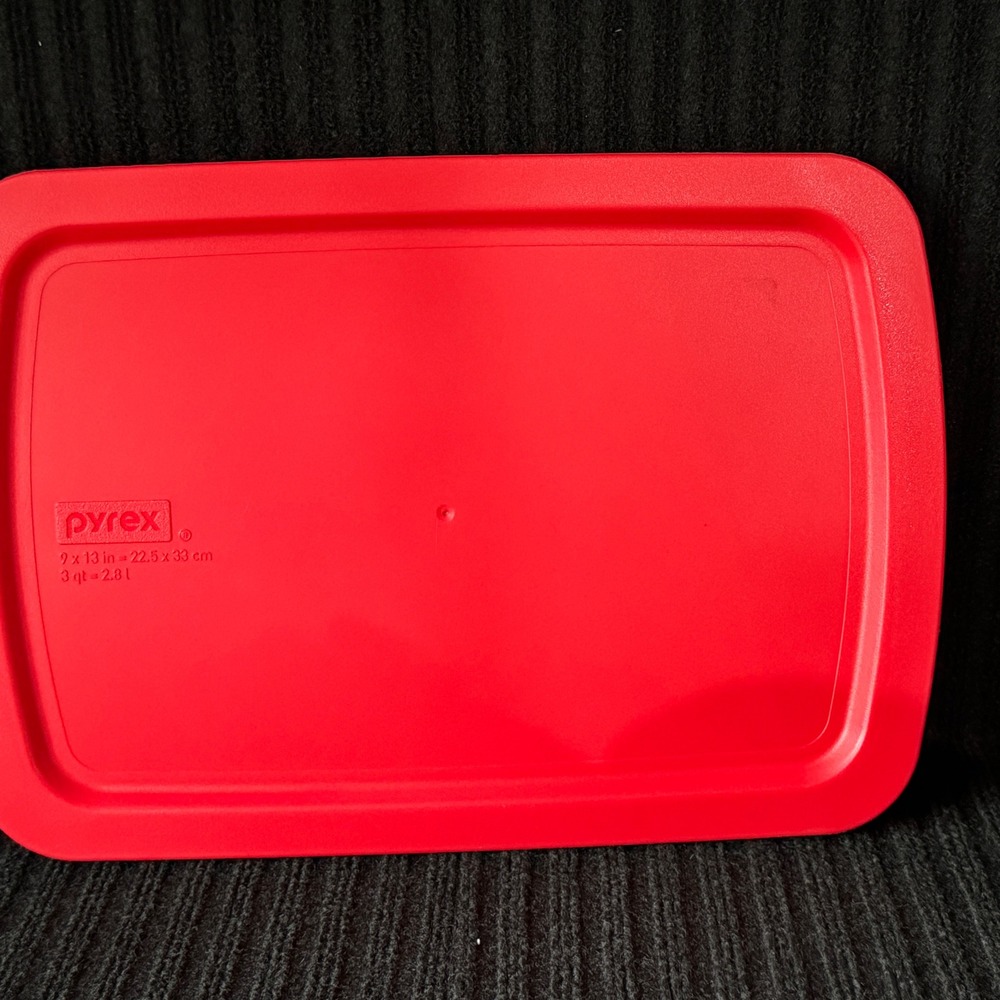 Pyrex Red Plastic‎ Replacement Lid C-233-PC 9x13 3qt 2.8L Rectangular USA